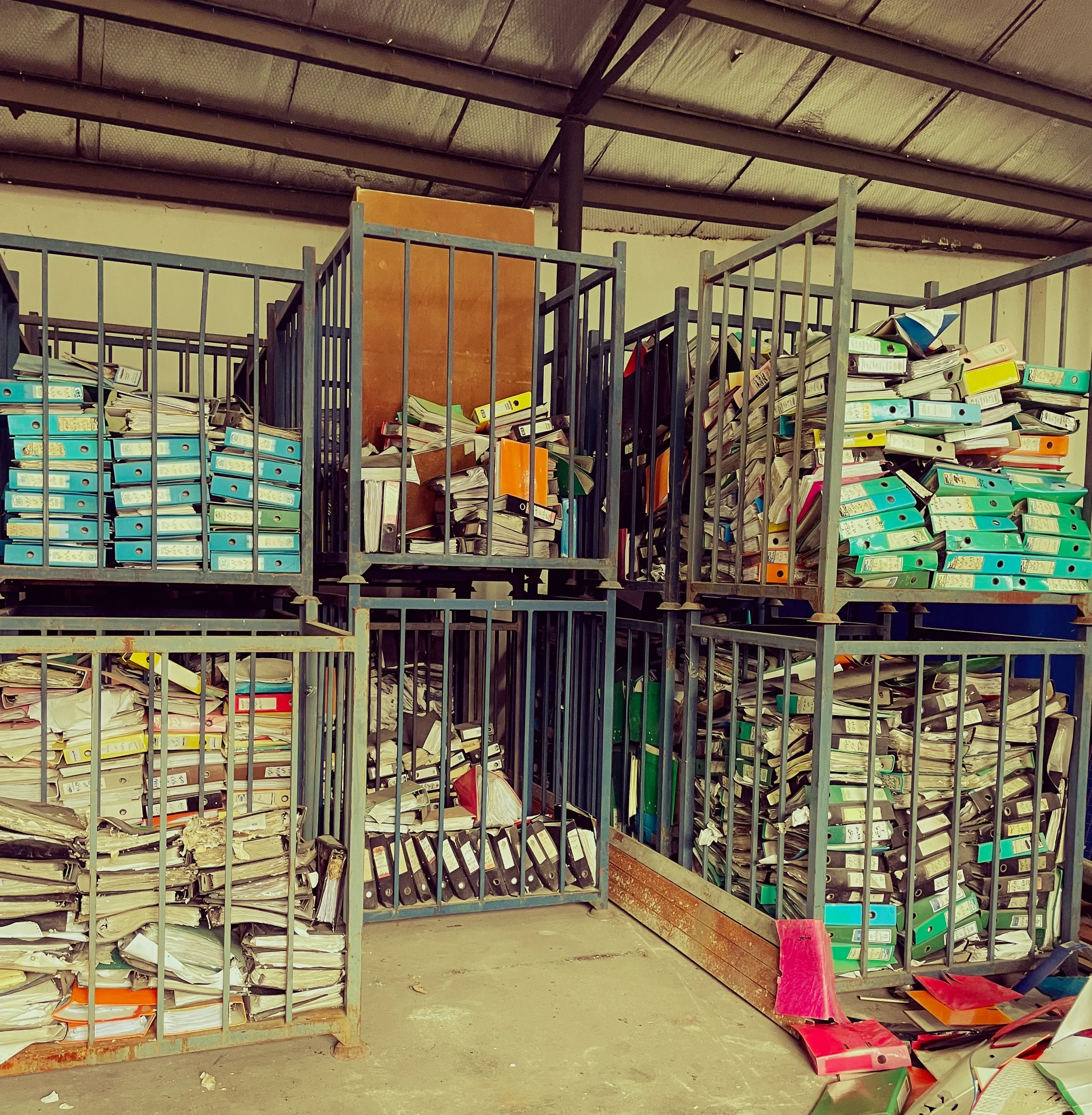 امحای اسناد و مدارک محرمانه شرکت به پخش ساری توسط انبار کاغذ خیراله زاده